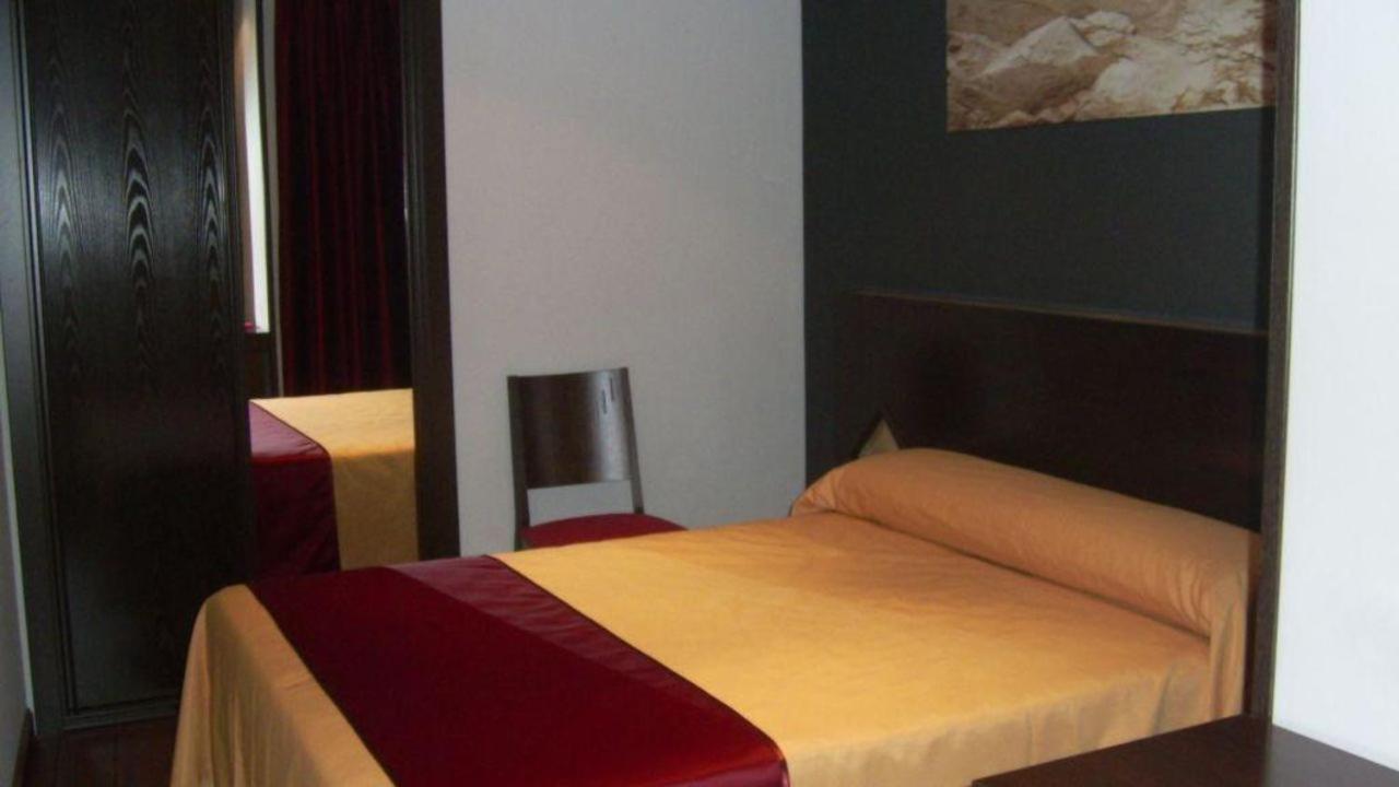 Hostal Royal Almorox ภายนอก รูปภาพ